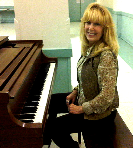 Dr. Jeanne Sheffield, Expert Voice & Piano Musician and Teacher
